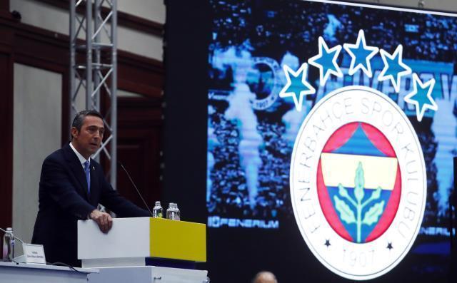 Ali Koç kürsüye çıktığında ekranlara yansıtıldı! İşte Fenerbahçe'nin yeni arması