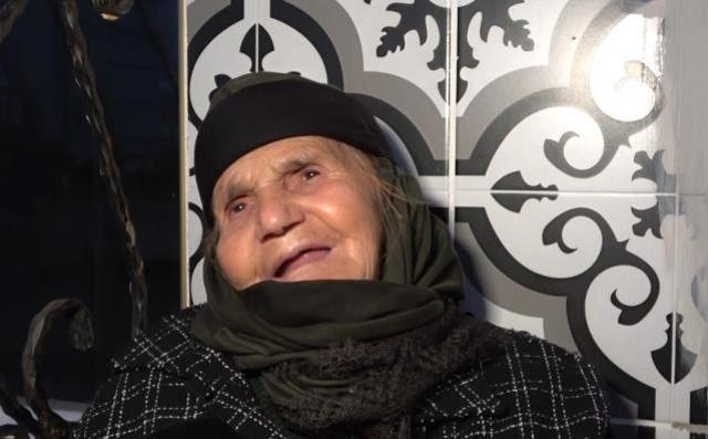 Bu nasıl vicdansızlık! Ev sahibi kilidi değiştirince yaşlı çift sokakta kaldı