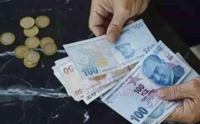 EMEKLİ BAYRAM İKRAMİYESİ BUGÜN MÜ YATACAK? Emekli Kurban Bayramı ikramiyesi ne zaman verilecek?