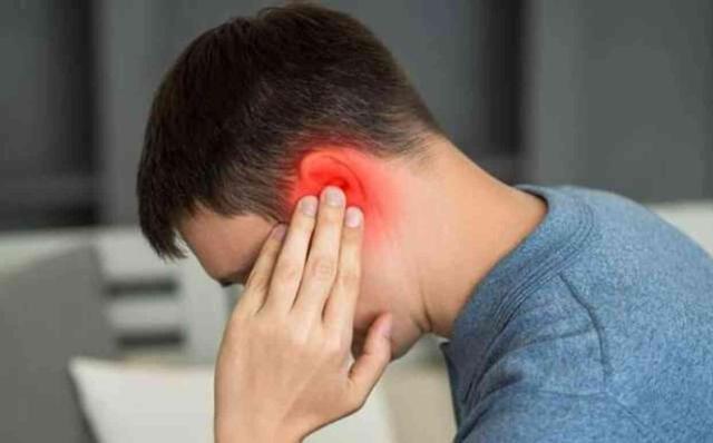 KULAK ÇINLAMASI NEDEN OLUR? Kulak çınlaması nasıl geçer?