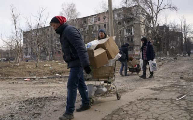 Ukrayna, Rusya'nın 'Mariupol'den çekilin' talebini reddetti! Şehirde ne elektrik var ne su, insani felaket yaşanıyor