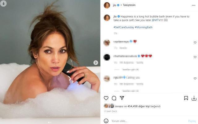 Dünyaca ünlü şarkıcı Jennifer Lopez, küvetteki pozlarını paylaştı