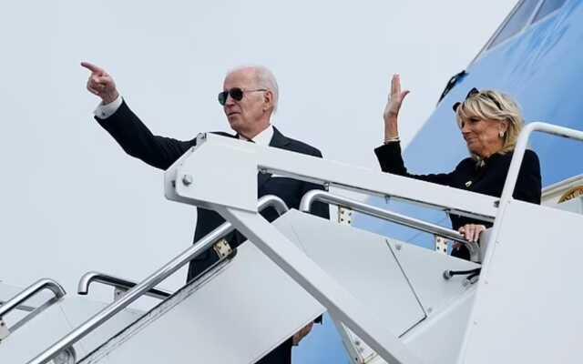 Prens Harry ve Meghan Markle, Kraliçe'nin cenaze töreni sonrası Amerika'ya Air Force One uçağı ile dönme talebi Beyaz Saray tarafından kabul edilmedi