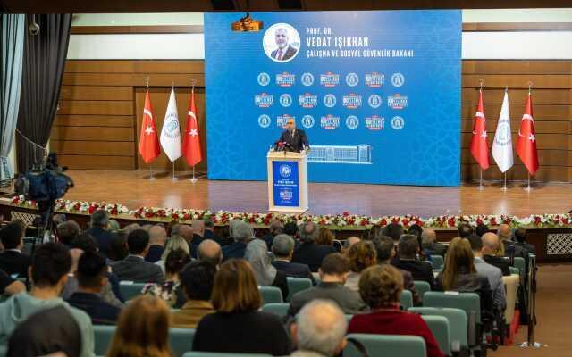 İşveren temsilcisi TİSK'ten asgari ücret mesajı: Son 6 görüşmenin hiçbirinde muhalefet şerhi yok