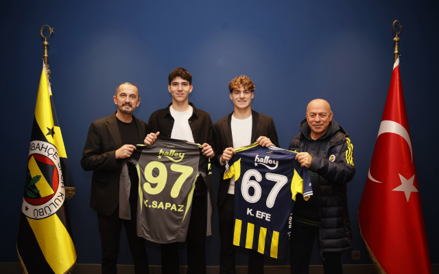 Fenerbahçe'de iki imza birden