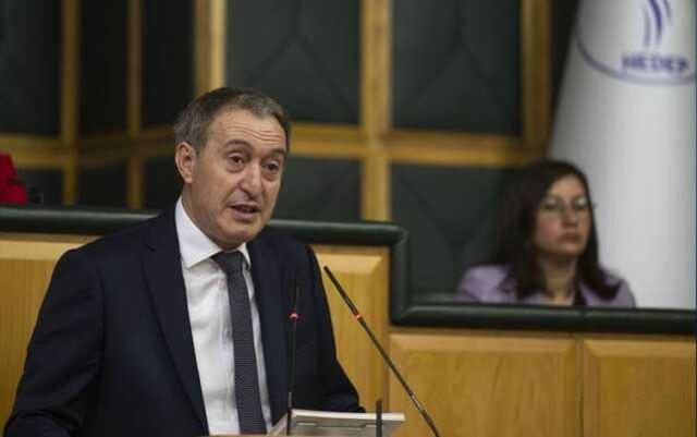 DEM Parti Eş Genel Başkanı Bakırhan: Kürt sorunu devam ettikçe Tekirdağlı da Trabzonlu da rahat olmayacak.