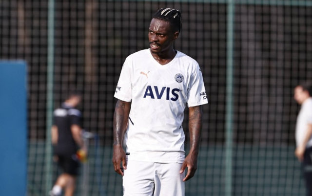 Fenerbahçe'nin eski yıldızından Mourinho'ya olay sözler: Karakteri eksik