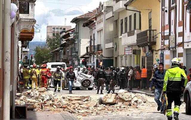 Ekvador'da 6.7 büyüklüğündeki depremde 14 kişi öldü, 380'den fazla kişi yaralandı