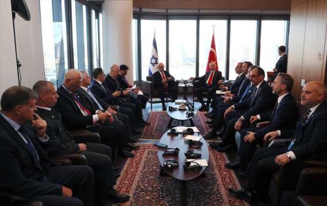 Erdoğan'la bir araya gelen Netanyahu'nun 'kravat' iltifatı, görüşmeye damga vurdu: İkili ilişkilerimizin geliştiğinin göstergesi