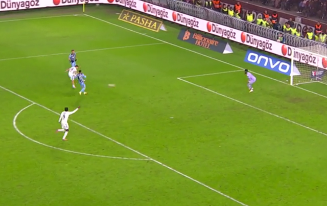 Jurasek'in kaçırdığı şut sonrası Sergen Yalçın'ın tepkisi olay oldu