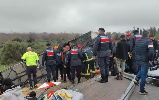 Antalya'da yolcu otobüsü şarampole yuvarlandı! Çok sayıda ölü ve yaralı var