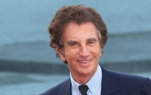 Epstein belgelerinde adı geçen eski Fransız bakanın kızı yöneticisi olduğu sendikadan istifa etti