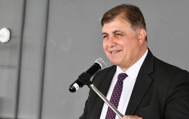 Cemil Tugay kimdir, aslen nerelidir? İzmir Belediye Başkanı Cemil Tugay hangi partiden?