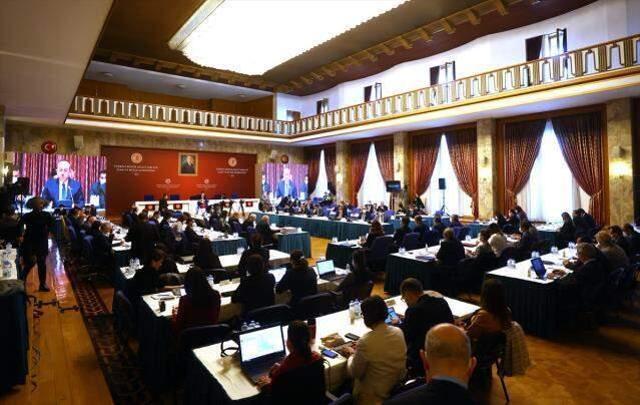 Bakan Çavuşoğlu ülkesine dönen Suriyeli sayısını verdi