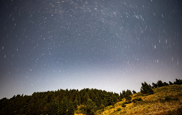 Perseid meteor yağmuru Türkiye semalarında büyüledi