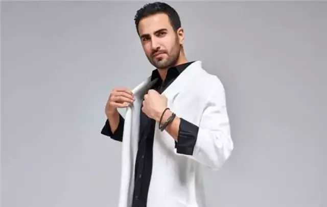 Seda Sayan'la evlilik hazırlığında olan Çağlar Ökten'in ayrıldığı sevgilisinin pozları nefes kesti