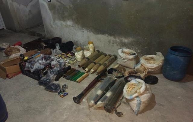 Son Dakika! MİT, Suriye'de saldırı hazırlığındaki 19 teröristi yakaladı