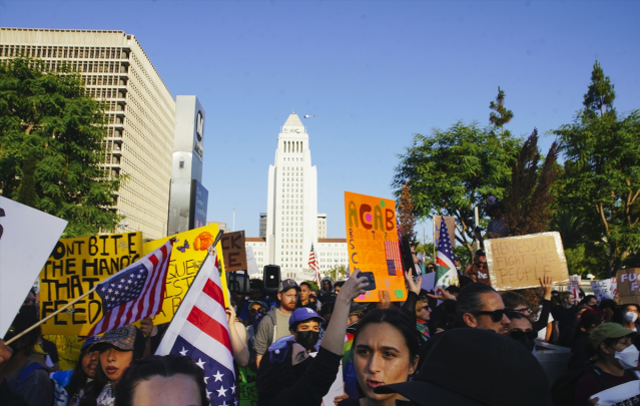 Los Angeles Belediye Başkanı: Korkunun silah olarak kullanılmasına izin vermeyeceğiz