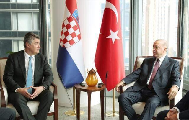 Cumhurbaşkanı Erdoğan'dan ABD'de diploması trafiği! Liderlerle peş peşe görüştü