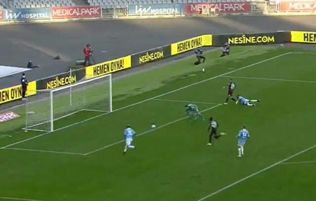 Ne yaptın Nwakaeme! Trabzonspor maçında dünya futbol tarihine geçecek an