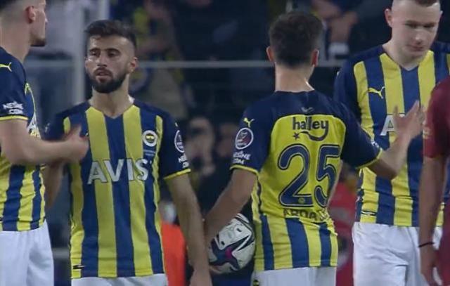 Genç yıldız yine sihrini yaptı! Arda Güler ilki yaşadı, maç topunu evine götürdü