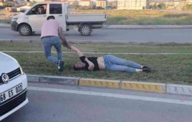 Eski eşine yol ortasında kabusu yaşattı! Ağlayarak yalvaran kadını yerde sürükledi