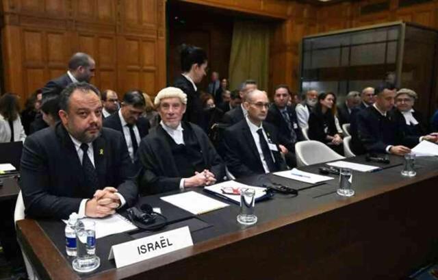 Güney Afrika, İsrail'e açtığı soykırım davasının ikinci gününde İsrail'in savunmasıyla devam ediyor