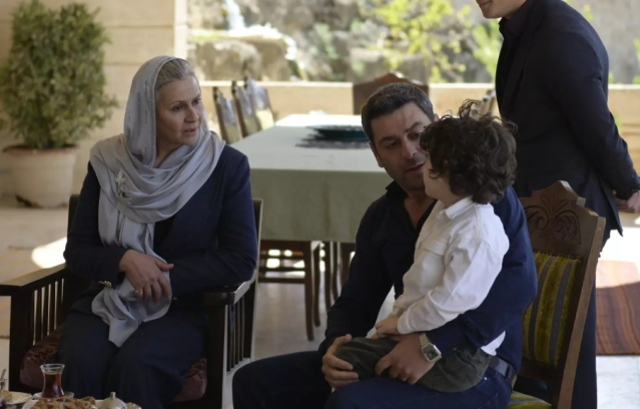 UZAK ŞEHİR YENİ BÖLÜM CANLI İZLE! KANAL D canlı yayın ekranı ile Uzak Şehir 21. bölüm izle full HD, kesintisiz! Uzak Şehir'de kim ölüyor?