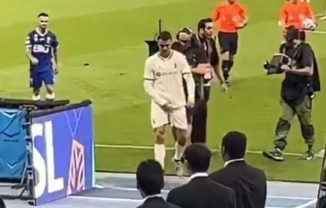 Suudi Arabistan'ı karıştıran Ronaldo'ya bir darbe de Elon Musk'tan! Mavi tiki kaybetti