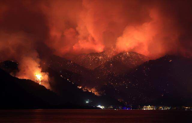 Tüyler ürperten anlar! Marmaris'te hava kararınca, felaket daha da korkunç bir hal aldı