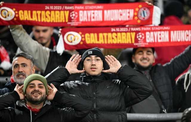 Portekizli, Galatasaray'ı Almanya'da fena doğradı! Okan Buruk canlı yayında pozisyonları tek tek saydı