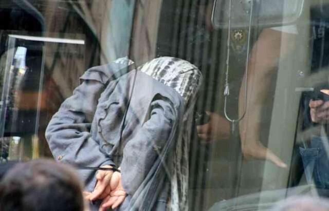 Beyoğlu'ndaki İsrail protestosuna ilişkin Bakan Yerlikaya'dan ilk açıklama: 2 emniyet görevlisi açığa alındı