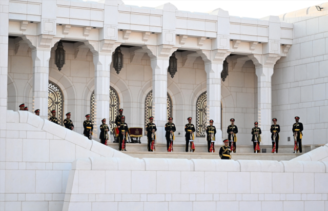 Cumhurbaşkanı Erdoğan'a görkemli karşılama! F-16'lar peş peşe havalandı