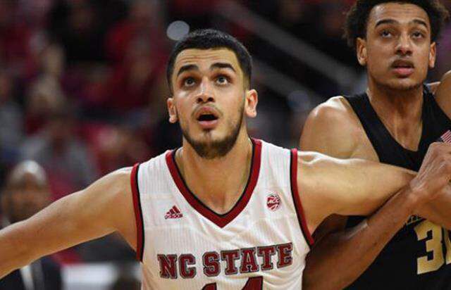 Türk Jordan durdurulamıyor! Ömer Faruk, NBA'de Lakers'ın ardından Warriors'u da paramparça etti