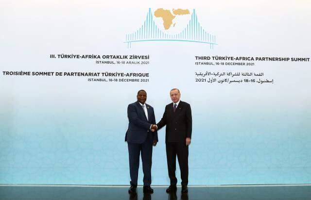 Son Dakika! Cumhurbaşkanı Erdoğan: 2011'de Somali'ye yaptığımız ziyaret, kıtanın kaderini değiştirdi