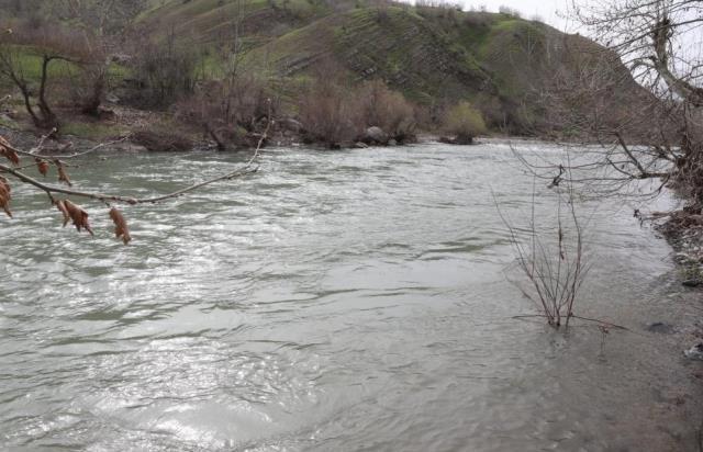 Dünden beridir aranıyordu! Hakkari'de çayda kaybolan asker bulundu