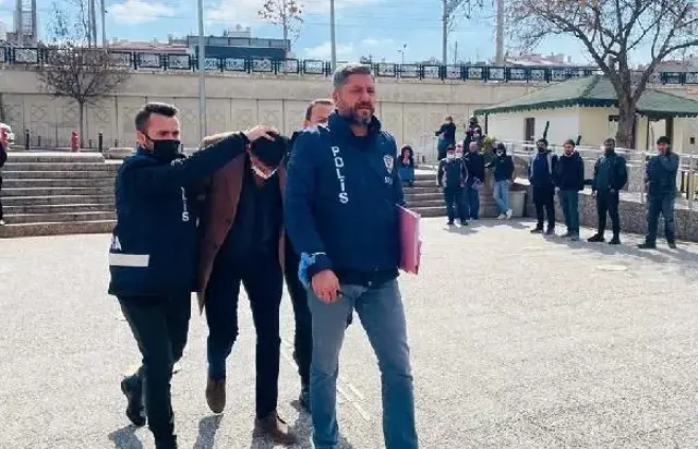 Trafikte kendisini uyaran sürücüye çekiçle saldıran sanığa 11,5 yıl hapis