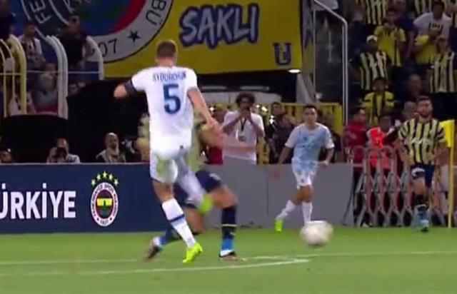 Bu kadarı da fazla! Ukraynalılar, Fenerbahçe maçında kantarın topuzunu kaçırdı