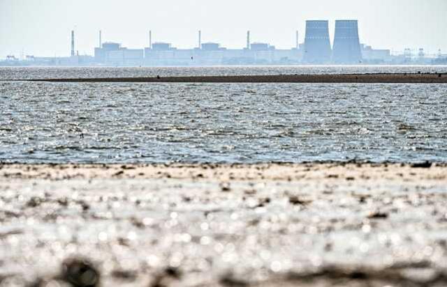 Kakhovka Barajı'nın çökmesinden sonra Dinyeper Nehri kurudu