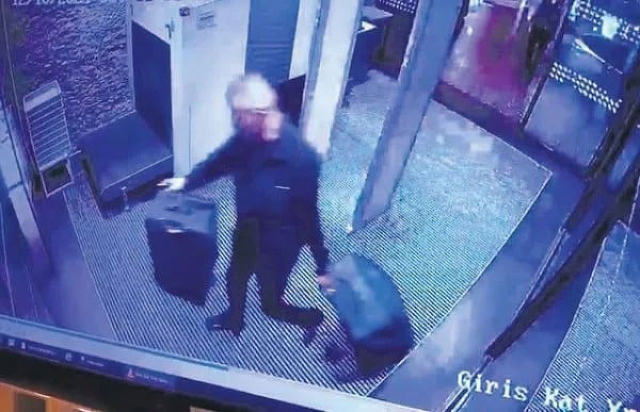 Korumalar yine iş başında! İşte İmamoğlu'nun sır görüşmesinden yeni görüntüler