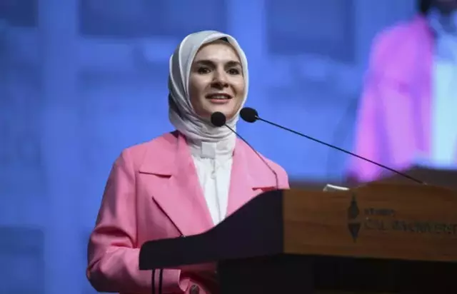 Aile ve Sosyal Hizmetler Bakanı Mahinur Özdemir Göktaş