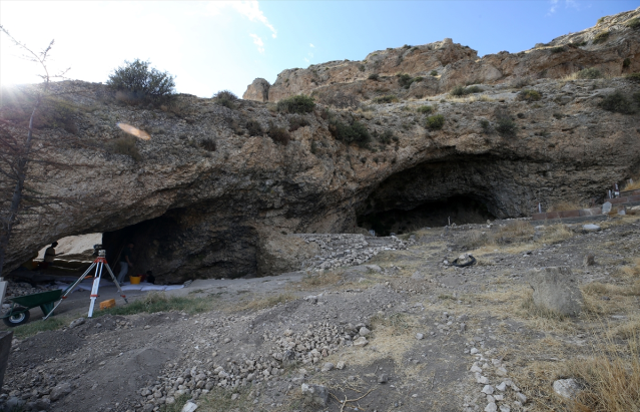 Bitlis'teki gizemli mağarada 8 bin yıllık hazine keşfedildi