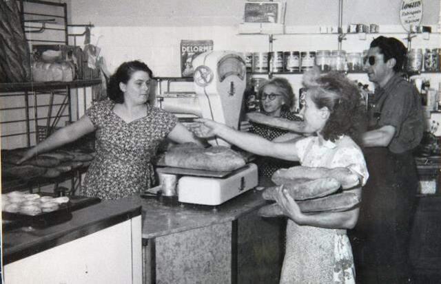 Korkunç deney hala sır gibi saklanıyor! Fırından aldığı ekmeği yiyen tüm köyün zihni ele geçirildi