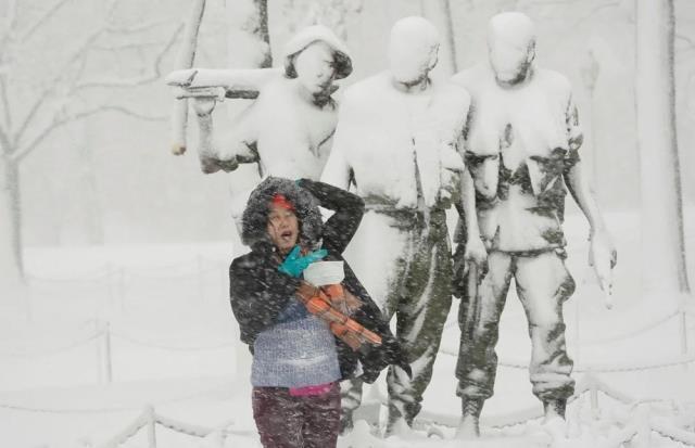 ABD'de kar fırtınası alarmı! 4 eyalette acil durum ilan edildi, 100 binden fazla kişi elektriksiz kaldı