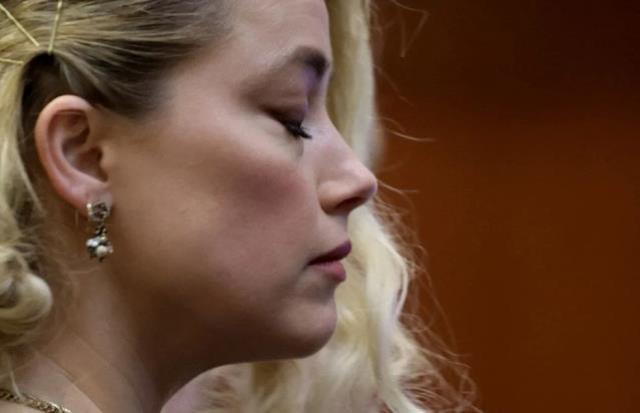 Eski eşine açtığı hakaret davasını kazanan Johnny Depp'den ilk açıklama: Hayatımı geri verdiler