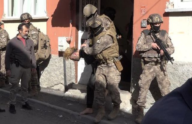 Polislere ateş edip kaçan firari, özel harekat ekipleri tarafından yakalandı