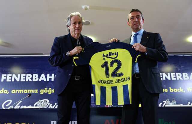 Jorge Jesus'tan '2 yıl daha beraber çalışalım' diyen Ali Koç'a bomba cevap: 2 şartım var