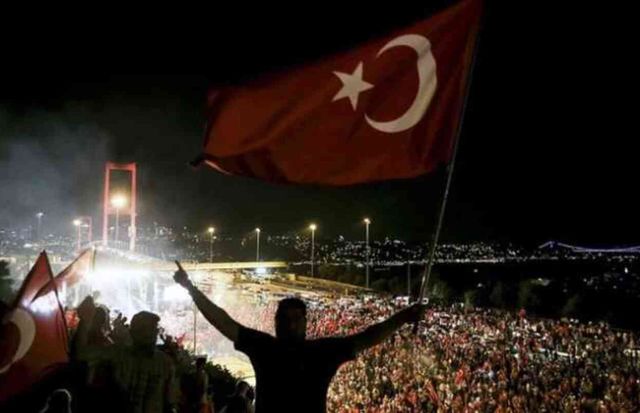 Türkiye'nin en karanlık ve uzun gecesi! 15 Temmuz hain darbe girişiminin üzerinden 8 yıl geçti