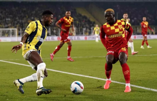 Fenerbahçe Göztepe maçı kaç kaç, bitti mi MAÇ SKORU! Fenerbahçe Göztepe maçı kaç kaç, canlı maç skoru!