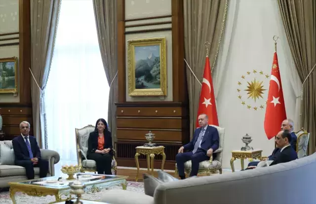 Cumhurbaşkanı Erdoğan ile DEM Parti heyeti arasındaki görüşme başladı